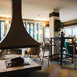 Hotel Mercure &