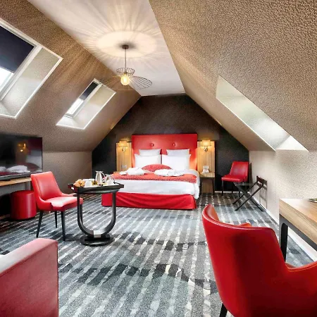 Mercure & Hotel