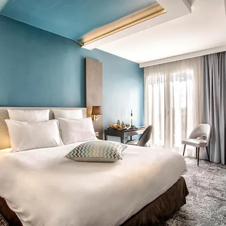 Hotel Mercure &
