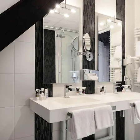 Mercure & 4*