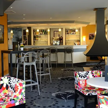 Mercure & Hotel