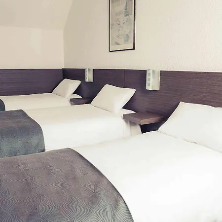 Hotel Mercure & 4*