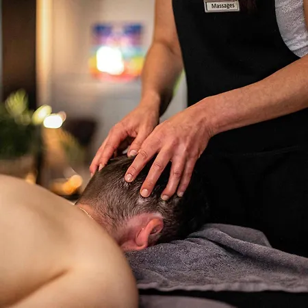 מלון Mercure & 4*