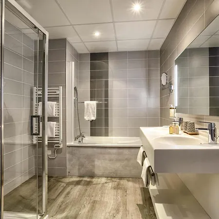 Hotel Mercure &