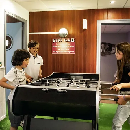 Mercure & 4*