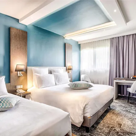 Hotel Mercure & 4*