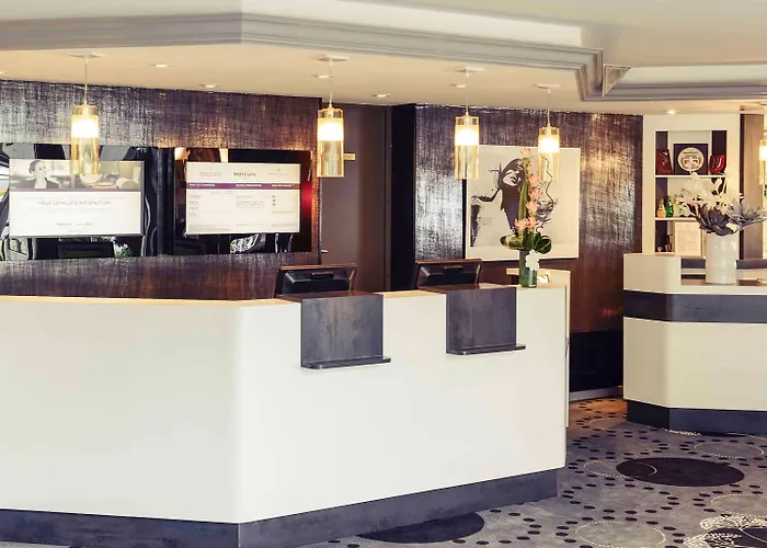 Отель Mercure & 4*
