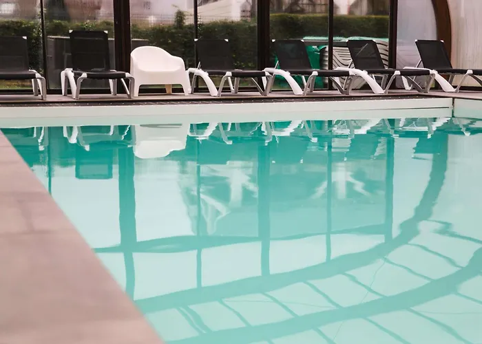 Mercure & Отель 4*