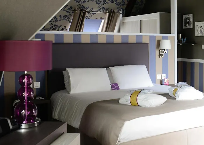 Отель Mercure & Кабур